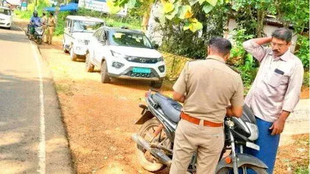 kerala: विधानसभा चुनाव से पहले मोटर वाहन नियमों के पांच उल्लंघनों पर राहत kerala: विधानसभा चुनाव से पहले मोटर वाहन नियमों के पांच उल्लंघनों पर राहत