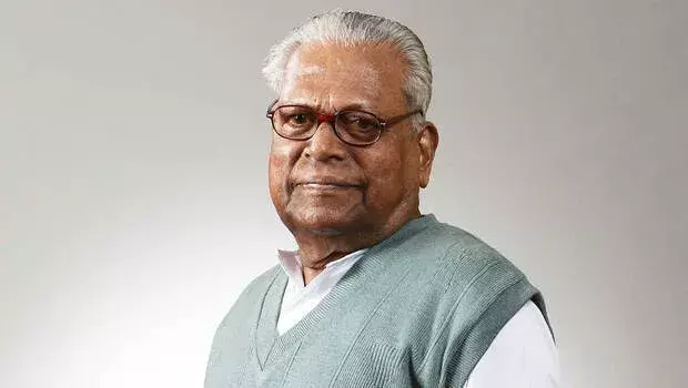 CPM का पद्म पुरस्कार ठुकराने का इतिहास; वीएस अच्युतानंदन पर क्या रुख? CPM का पद्म पुरस्कार ठुकराने का इतिहास; वीएस अच्युतानंदन पर क्या रुख?