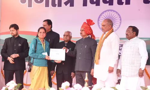 दुर्ग में गणतंत्र दिवस समारोह हर्षाेल्लास के साथ संपन्न