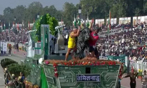Tamil Nadu की झांकी में समृद्धि का मंत्र: आत्मनिर्भर भारत को दिखाया गया