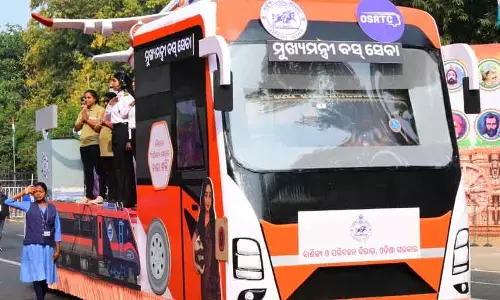 Odisha : गणतंत्र दिवस झांकी में सुंदरगढ़ की महिला के लोको पायलट के तौर पर शानदार सफर को दिखाया