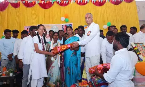जो लोग बसारा ट्रिपल आईटी में सीट पाएंगे, उनके लिए मैं अपना आईपैड खरीदूंगा: Harish Rao