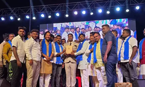 माता-पिता को छात्रों के लिए रोल मॉडल बनना चाहिए: Virupakshappa Bellary
