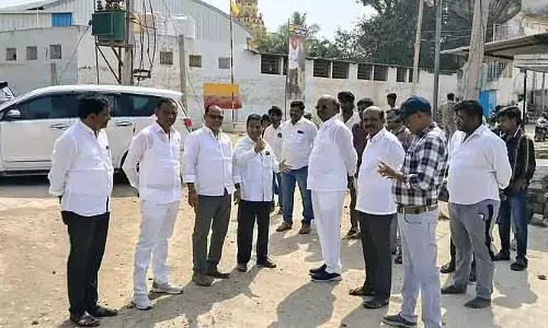 सड़क का काम जल्द पूरा करें: Manappa Vajjal
