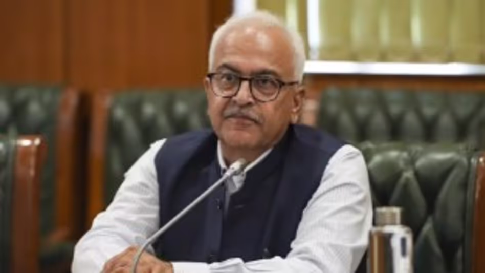 Manipur के राज्यपाल ने गणतंत्र दिवस पर शांति को मज़बूत करने और संवैधानिक आदर्शों को बनाए