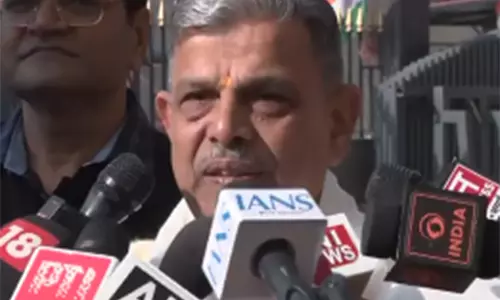 RSS नेता होसबले ने गणतंत्र दिवस पर कहा: भारत का निर्माण हर क्षेत्र के लोगों के बलिदानों पर हुआ RSS नेता होसबले ने गणतंत्र दिवस पर कहा: भारत का निर्माण हर क्षेत्र के लोगों के बलिदानों पर हुआ