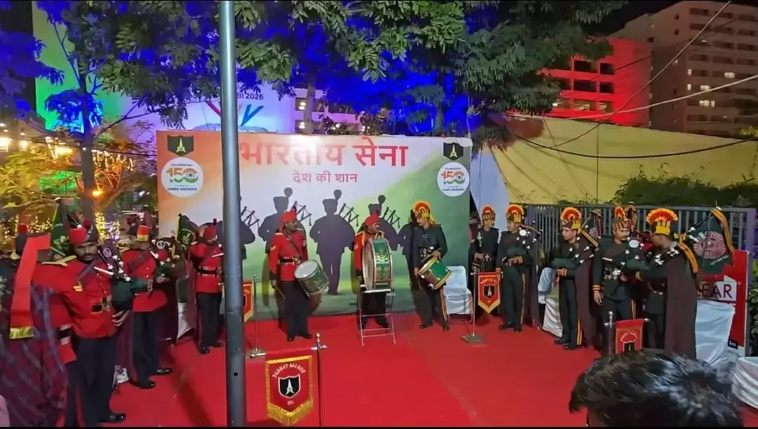 Ahmedabad: गोल्डन कातर की पाइप बैंड ने मनाया रंगारंग माहौल Ahmedabad: गोल्डन कातर की पाइप बैंड ने मनाया रंगारंग माहौल