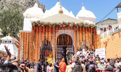 उत्तराखंड मंदिर समिति ने गंगोत्री और Mukhba में गैर-हिंदुओं के प्रवेश पर प्रतिबंध लगाया