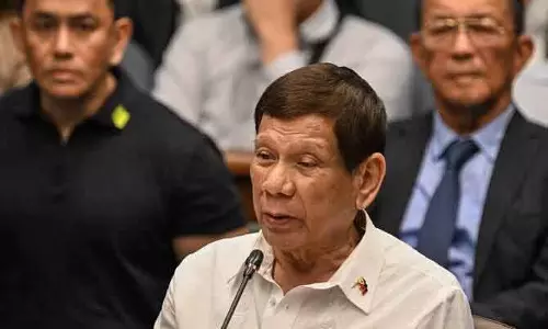 मुकदमे के लिए तैयार Duterte: कोर्ट ने खारिज की उम्र की दलील मुकदमे के लिए तैयार Duterte: कोर्ट ने खारिज की उम्र की दलील