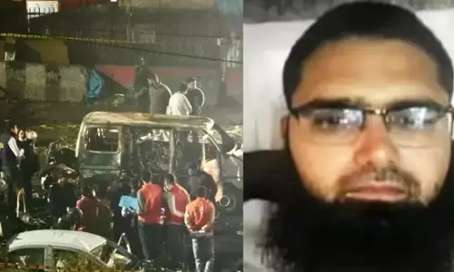 Sikkim : कश्मीरी डॉक्टर के खिलाफ इंटरपोल रेड कॉर्नर नोटिस जारी होने की संभावना Sikkim : कश्मीरी डॉक्टर के खिलाफ इंटरपोल रेड कॉर्नर नोटिस जारी होने की संभावना