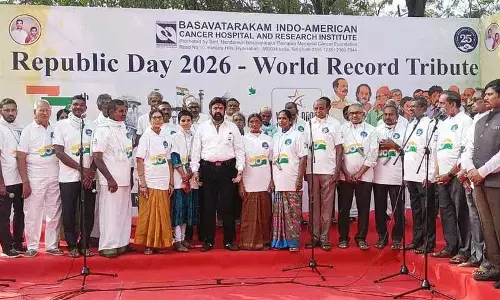 Basavatarakam Hospital में लैरिन्जेक्टोमी सर्वाइवर्स ने राष्ट्रगान गाया