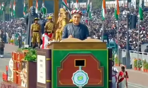 West Bengal की झांकी में स्वतंत्रता आंदोलन में राज्य के योगदान को दिखाया West Bengal की झांकी में स्वतंत्रता आंदोलन में राज्य के योगदान को दिखाया