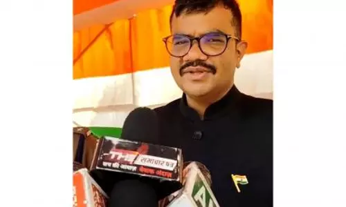सरेंडर नीति की सफलता: Jharkhand में 14 पूर्व नक्सलियों को ज़मीन आवंटित