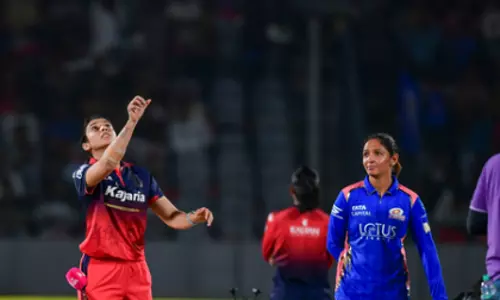 WPL अपडेट: कैरी की चोट से MI में केर की एंट्री, RCB का पहले बॉलिंग का फैसला