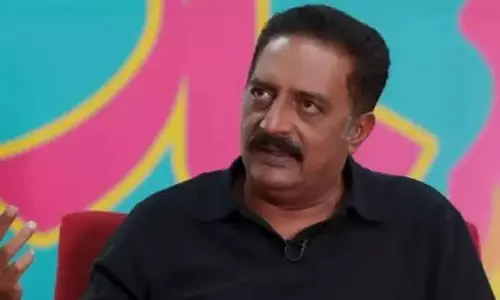 Prakash Raj: कोझिकोड में फिर गरजे विलेन Prakash Raj: कोझिकोड में फिर गरजे विलेन