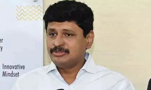 फोन टैपिंग मामला... SIT ने पूर्व BRS सांसद संतोष राव को नोटिस भेजा फोन टैपिंग मामला... SIT ने पूर्व BRS सांसद संतोष राव को नोटिस भेजा