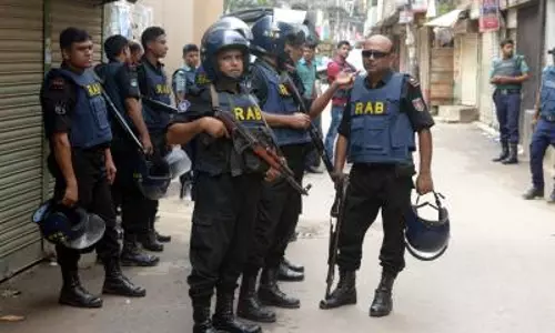 Bangladesh: चुनाव से पहले सुरक्षा स्थिति तेज़ी से खतरनाक होती जा रही Bangladesh: चुनाव से पहले सुरक्षा स्थिति तेज़ी से खतरनाक होती जा रही
