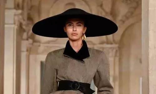 Paris Runway : अमीरा अल-ज़ुहैर का स्टाइलिश आगाज Paris Runway : अमीरा अल-ज़ुहैर का स्टाइलिश आगाज