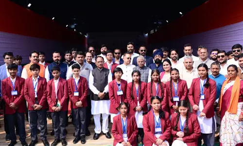 मुख्यमंत्री विष्णुदेव साय ने प्रयास विद्यालय के मेधावी विद्यार्थियों से किया संवाद मुख्यमंत्री विष्णुदेव साय ने प्रयास विद्यालय के मेधावी विद्यार्थियों से किया संवाद