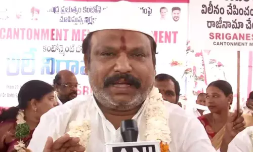 सिकंदराबाद छावनी के विलय की मांग तेज हुई, कांग्रेस MLA की भूख हड़ताल जारी रही सिकंदराबाद छावनी के विलय की मांग तेज हुई, कांग्रेस MLA की भूख हड़ताल जारी रही