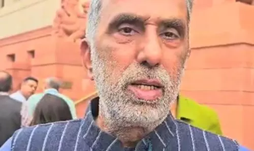 पलवल में गणतंत्र दिवस पर विभिन्न क्षेत्रों के नायकों को सम्मान, कृष्णपाल गुर्जर ने किया पुरस्कृत पलवल में गणतंत्र दिवस पर विभिन्न क्षेत्रों के नायकों को सम्मान, कृष्णपाल गुर्जर ने किया पुरस्कृत