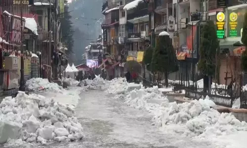 मौसम विभाग ने 27 January को हिमाचल में भारी बारिश और बर्फबारी की चेतावनी दी, शीतलहर की संभावना मौसम विभाग ने 27 January को हिमाचल में भारी बारिश और बर्फबारी की चेतावनी दी, शीतलहर की संभावना