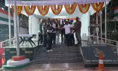 बलरामपुर रोड सेफ्टी क्रिकेट टूर्नामेंट में छत्तीसगढ़ सशस्त्र बल विजेता बलरामपुर रोड सेफ्टी क्रिकेट टूर्नामेंट में छत्तीसगढ़ सशस्त्र बल विजेता