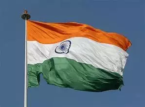flag: यह कैसे विकसित हुआ, जो भारतीयों की आकांक्षाओं को दर्शाता है flag: यह कैसे विकसित हुआ, जो भारतीयों की आकांक्षाओं को दर्शाता है