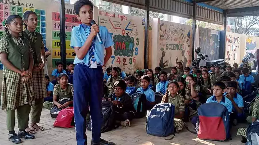Karnataka : बच्चों को आवाज़ देने के लिए बनाई गई बच्चों की ग्राम सभाएं सिर्फ एक रस्म बनकर रह गई है Karnataka : बच्चों को आवाज़ देने के लिए बनाई गई बच्चों की ग्राम सभाएं सिर्फ एक रस्म बनकर रह गई है