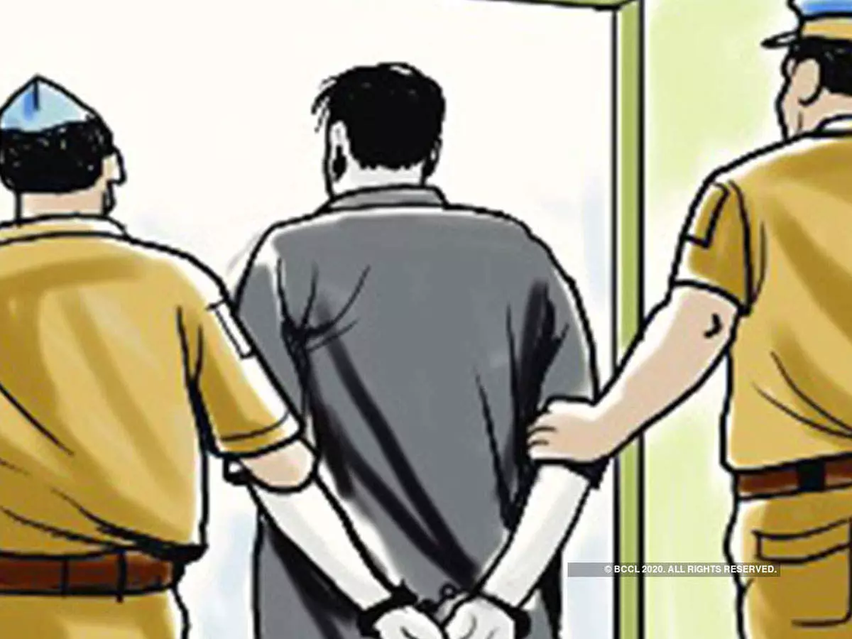 Farrukhabad: चोरी और हथियार मामले में तीन गिरफ्तार Farrukhabad: चोरी और हथियार मामले में तीन गिरफ्तार