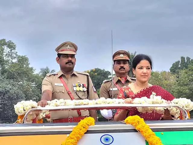 Kanchipuram में गणतंत्र दिवस समारोह Kanchipuram में गणतंत्र दिवस समारोह