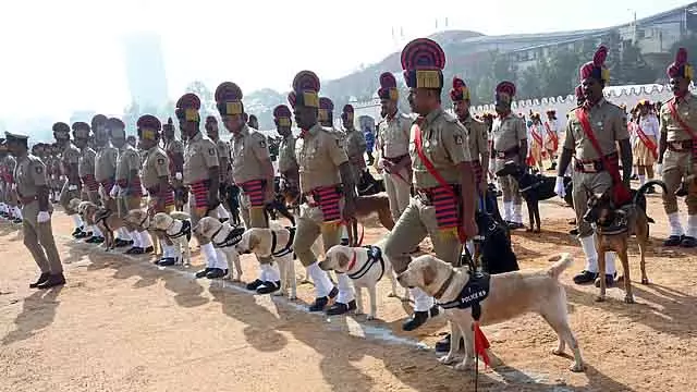 77वें Republic Day समारोह: माणिक शाह परेड ग्राउंड पर कड़ी पुलिस सुरक्षा, कई जगहों पर ट्रैफिक बैन 77वें Republic Day समारोह: माणिक शाह परेड ग्राउंड पर कड़ी पुलिस सुरक्षा, कई जगहों पर ट्रैफिक बैन