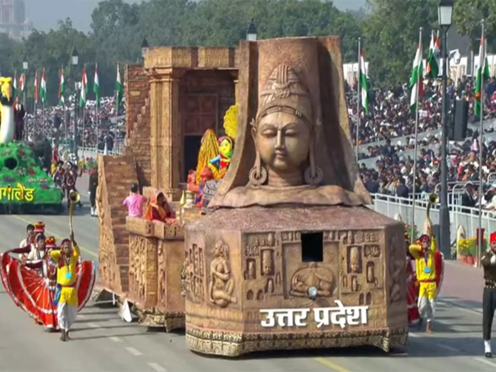 कर्तव्य पथ पर Uttar Pradesh की झांकी में बुंदेलखंड की विरासत और आधुनिक दृष्टिकोण का प्रदर्शन कर्तव्य पथ पर Uttar Pradesh की झांकी में बुंदेलखंड की विरासत और आधुनिक दृष्टिकोण का प्रदर्शन