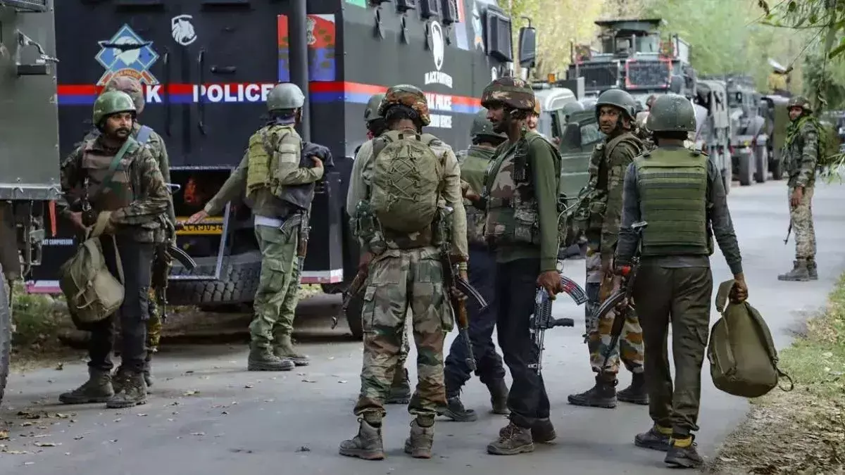 Kishtwar: आतंकवादियों के खिलाफ किश्तवाड़ में बड़ा ऑपरेशन Kishtwar: आतंकवादियों के खिलाफ किश्तवाड़ में बड़ा ऑपरेशन