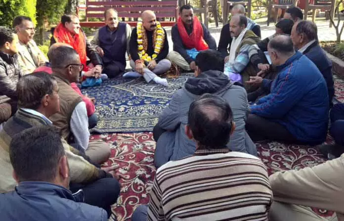 JAMMU: युद्धवीर ने बजलता का व्यापक दौरा किया JAMMU: युद्धवीर ने बजलता का व्यापक दौरा किया
