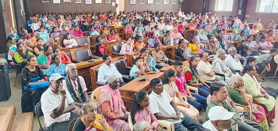 वोटिंग के ज़रिए अच्छी लीडरशिप चुनें: Judge J.N. Subramanian वोटिंग के ज़रिए अच्छी लीडरशिप चुनें: Judge J.N. Subramanian