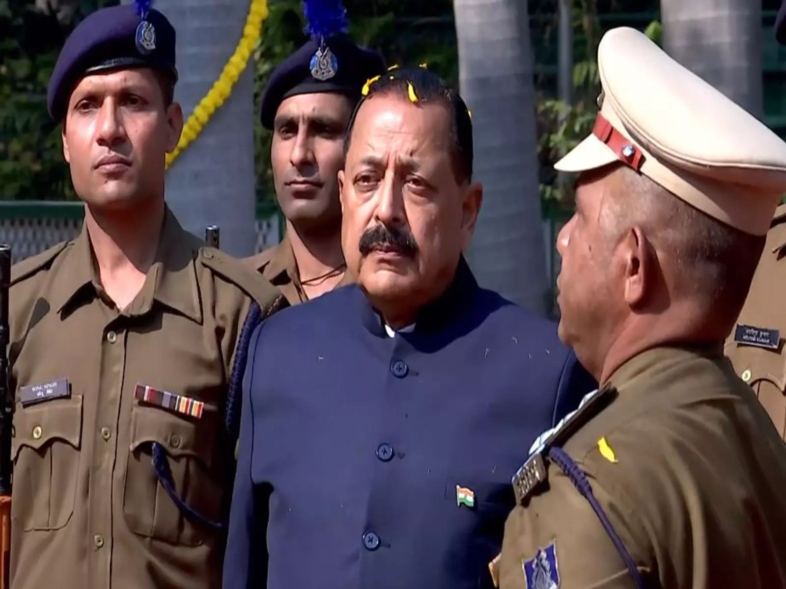 केंद्रीय मंत्री जितेंद्र सिंह ने 77वें Republic Day पर देशवासियों को दीं शुभकामनाएं केंद्रीय मंत्री जितेंद्र सिंह ने 77वें Republic Day पर देशवासियों को दीं शुभकामनाएं