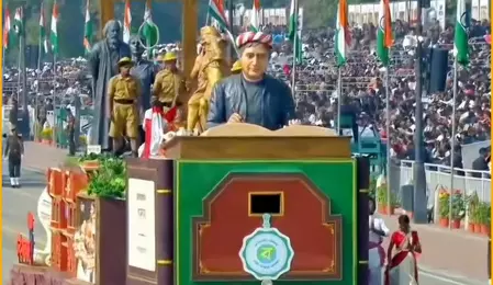 West Bengal की झांकी में स्वतंत्रता आंदोलन में राज्य के योगदान को दिखाया West Bengal की झांकी में स्वतंत्रता आंदोलन में राज्य के योगदान को दिखाया