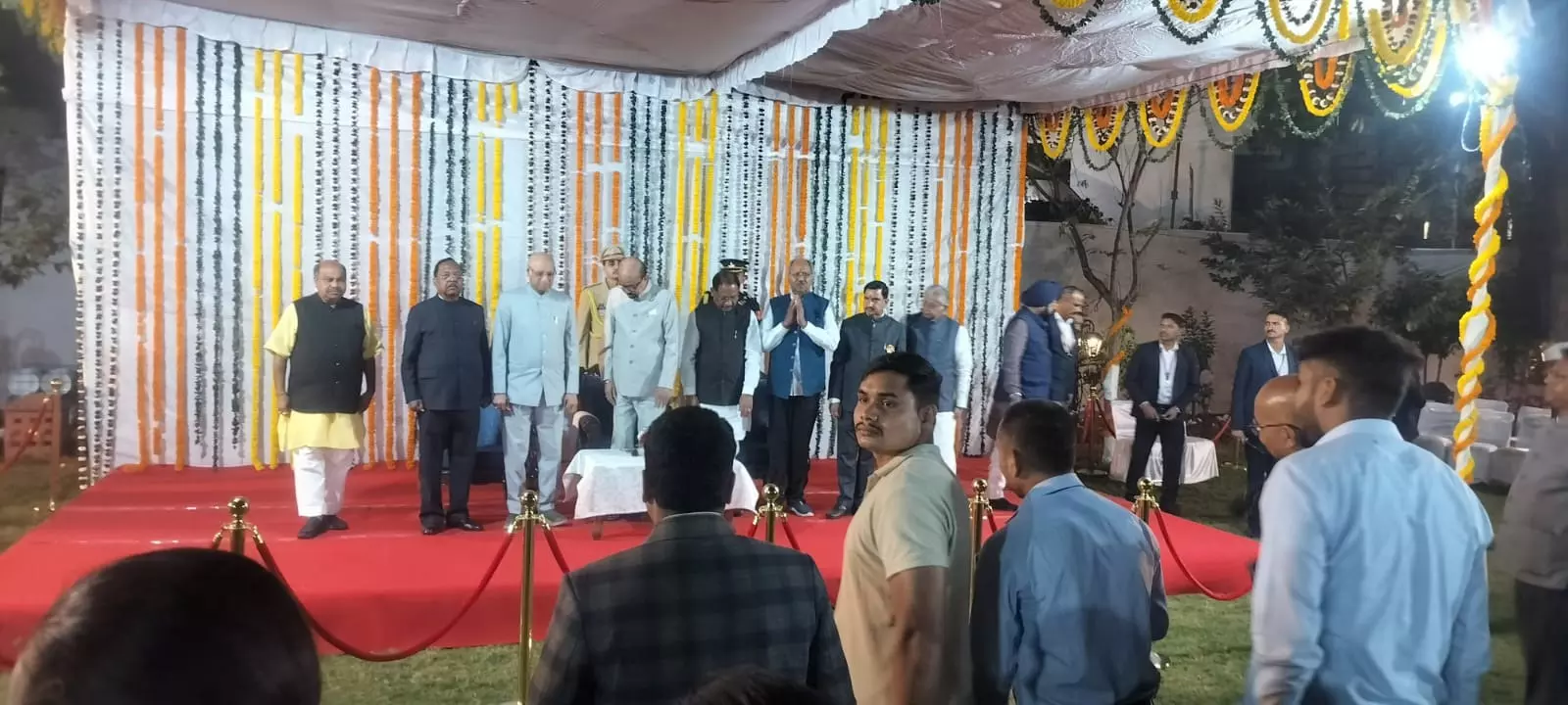 लोकभवन में गणतंत्र दिवस मिलन समारोह, राज्यपाल और मुख्यमंत्री सहित गणमान्य अतिथि हुए शामिल लोकभवन में गणतंत्र दिवस मिलन समारोह, राज्यपाल और मुख्यमंत्री सहित गणमान्य अतिथि हुए शामिल