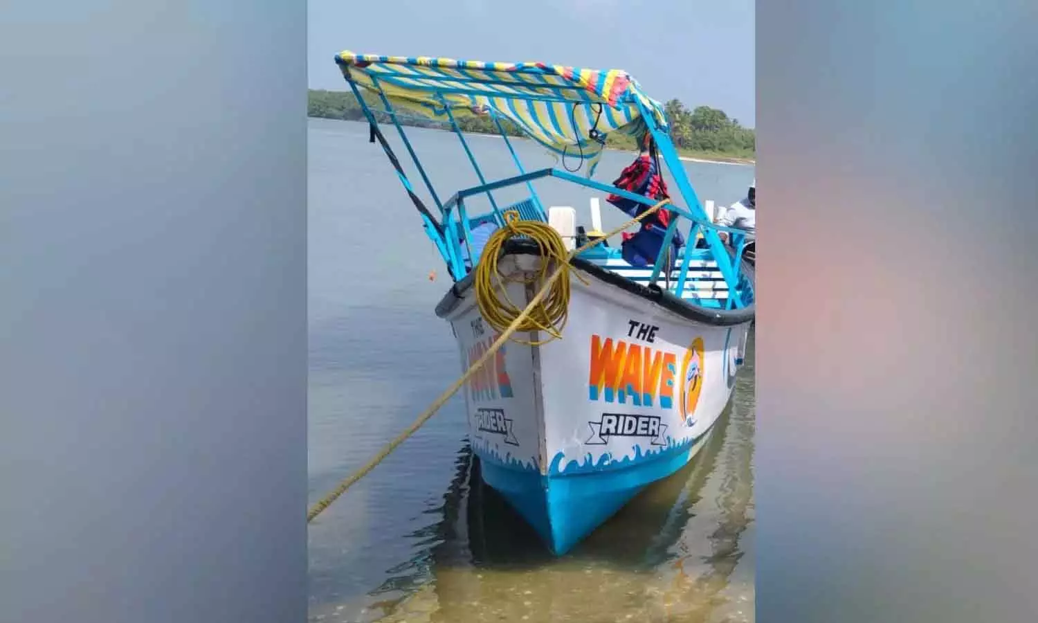 Udupi में बड़ा हादसा: डेल्टा पॉइंट के पास नाव पलटने से 2 की जान गई Udupi में बड़ा हादसा: डेल्टा पॉइंट के पास नाव पलटने से 2 की जान गई