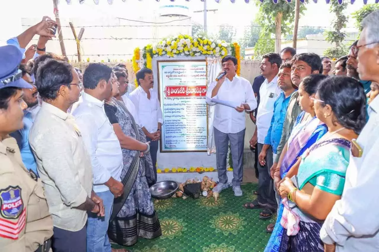 BRS पर निशाना: Kaleshwaram में कमीशन, आवास में उदासीनता BRS पर निशाना: Kaleshwaram में कमीशन, आवास में उदासीनता