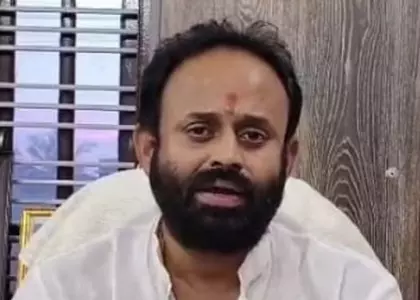 महिला अधिकारी को धमकी मामले में Kerala स्थित कांग्रेस नेता गिरफ्तार महिला अधिकारी को धमकी मामले में Kerala स्थित कांग्रेस नेता गिरफ्तार