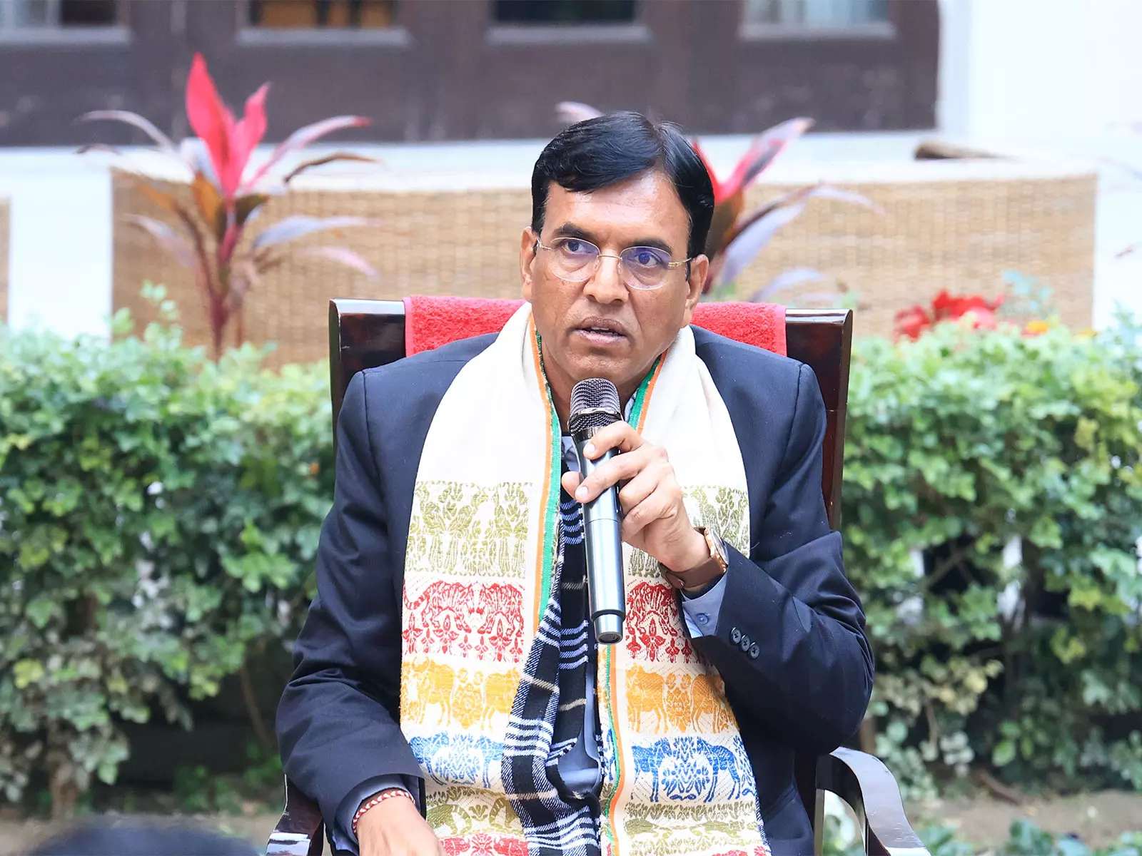 मनसुख मांडविया ने 77वें गणतंत्र दिवस पर PM-SYM लाभार्थियों से की बातचीत मनसुख मांडविया ने 77वें गणतंत्र दिवस पर PM-SYM लाभार्थियों से की बातचीत