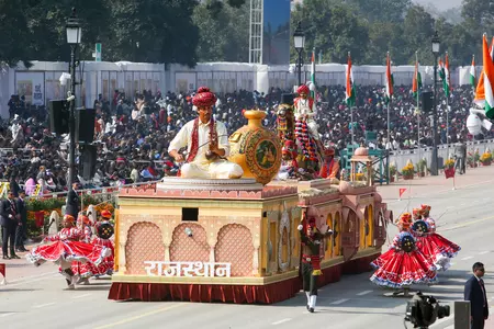 गणतंत्र दिवस: कर्तव्य पथ पर राजस्थान की सांस्कृतिक झांकी ने दर्शकों को किया आकर्षित गणतंत्र दिवस: कर्तव्य पथ पर राजस्थान की सांस्कृतिक झांकी ने दर्शकों को किया आकर्षित