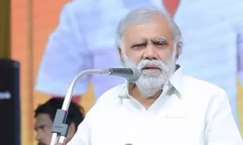 लोगों को सत्ताधारी पार्टी से कोई नफ़रत नहीं है: Minister E. Periyasamy लोगों को सत्ताधारी पार्टी से कोई नफ़रत नहीं है: Minister E. Periyasamy