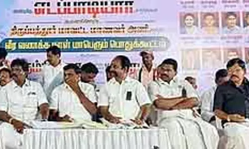 AIADMK अकेले सरकार बनाएगी: ​​M. Thambidurai