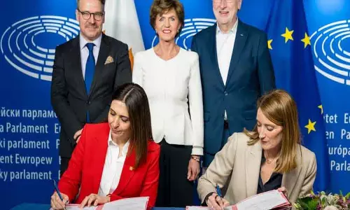 EU ने रूसी गैस पर बैन को कानून बना दिया EU ने रूसी गैस पर बैन को कानून बना दिया