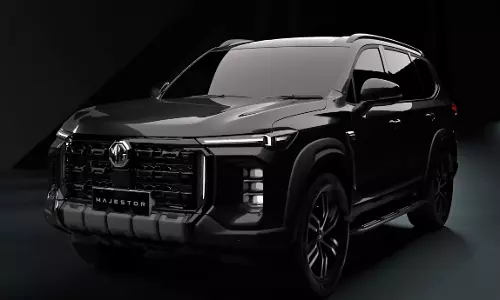 New Delhi: Fortuner को टक्कर देने उतरी MG Majestor