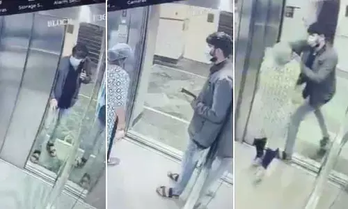 AIIMS भोपाल की लिफ्ट के अंदर नकाबपोश आदमी ने महिला का मंगलसूत्र छीना AIIMS भोपाल की लिफ्ट के अंदर नकाबपोश आदमी ने महिला का मंगलसूत्र छीना