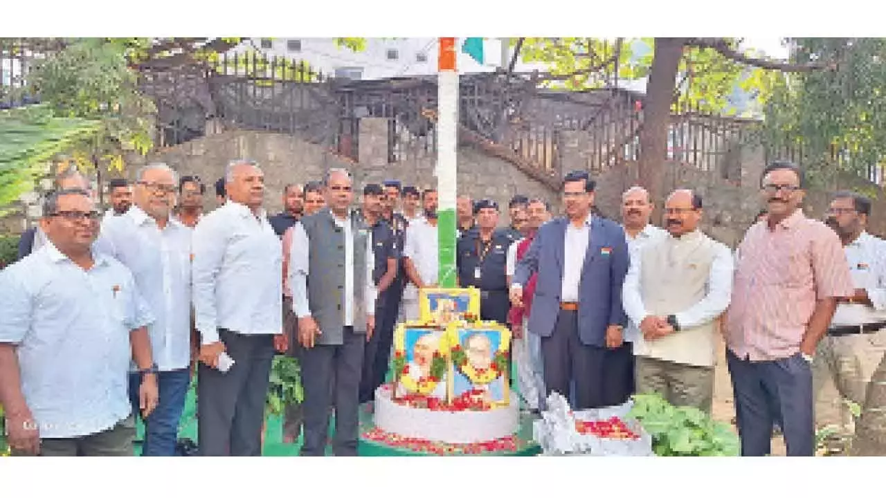 TGCHE के चेयरमैन ने भारत के डेमोग्राफिक डिविडेंड के लिए शिक्षा को अहम बताया TGCHE के चेयरमैन ने भारत के डेमोग्राफिक डिविडेंड के लिए शिक्षा को अहम बताया